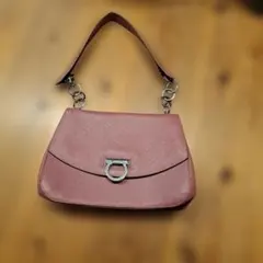ショルダーバッグ 　フェラガモ