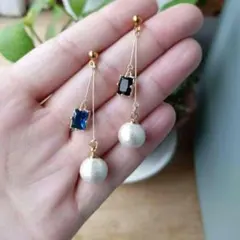 ジルコニア×コットンパールピアスイヤリング　ブラック