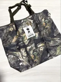 A BATHING APE BAPE 迷彩柄 トートバッグ　雑誌付録　未使用のサムネイル