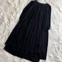 ブラックフォーマル　黒　プリーツワンピース