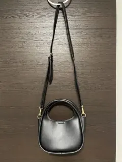 【opaque.clip】ブラックレザー調ショルダーバッグ