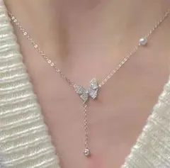 新品✨ ラインストーン バタフライ フェイクパール ネックレス ペンダント
