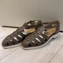 美品】定価33,000円☆ルカグロッシ☆アシメトングサンダル☆ホワイト