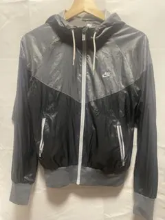 NIKE レディース　パーカー