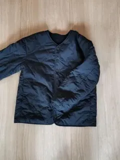 軽量＆暖かい！両面着!シンプルデザインの中綿入りインナージャケット