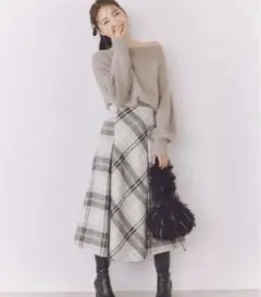 スナイデル　ロービングチェックロングスカート