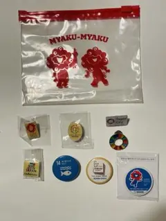 早いもの勝ち♡万博 黒ミャクミャクサンリオ ピンバッジ モノクロ金