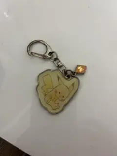 ピカチュウ キーホルダー
