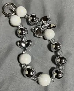 ホワイトハートリボンストラップ