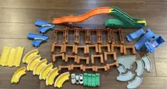 トミカ コース　オートやまみち等　パーツセットのサムネイル