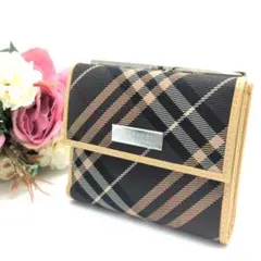BURBERRY BLUE LABEL 折財布 ノバチェック ロゴプレートのサムネイル
