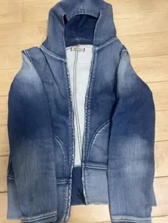 Item thumbnail for item 87474a71-e35a-459d-a361-ed13d6e305d9