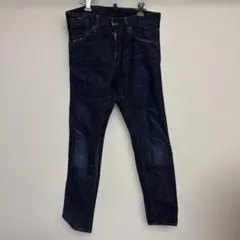 DSQUARED2 デニムパンツ ダメージ加工