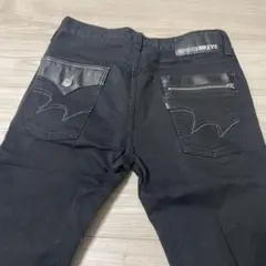 EDWIN XVS ブラック ストレートデニム