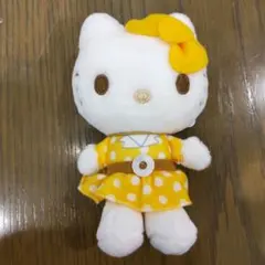 サンリオ　ハローキティ　レトロワンピース　ちょいデカマスコット　イエロー　黄色