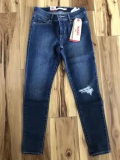 タグ付き●Levi'sスキニージーンズ