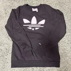 adidas トレーナー　ブラック　Mサイズ
