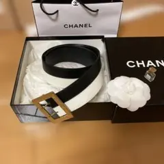 CHANEL 黒白レザーベルト ゴールドバックルのサムネイル