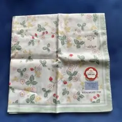 WEDGWOOD ワイルドストロベリー　ハンカチ 1759 日本製