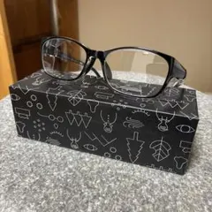 JINS花粉対策用メガネ