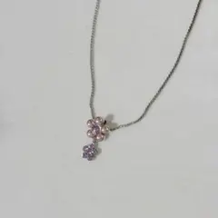 クレージュ　ネックレス　花モチーフ　フラワー　シルバー