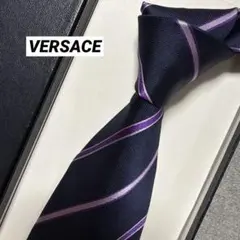 極美品　ヴェルサーチ　ネクタイ　紫・紺　メデューサ　ストライプ　シルクジャガードのサムネイル