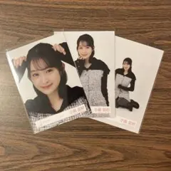 櫻坂46 生写真　ツイードコーデ　小島凪紗のサムネイル