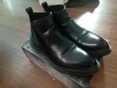 ブラックレザーサイドゴアブーツ