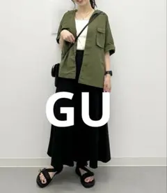 GU ナイロンオーバーサイズシャツ