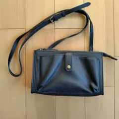 ワンズテラス　ショルダーバッグ　黒