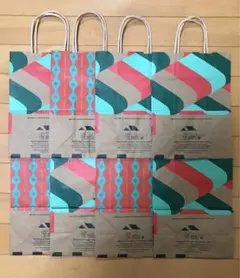 Item thumbnail for item 08595029-e633-49d5-b289-b5f4d00b921c