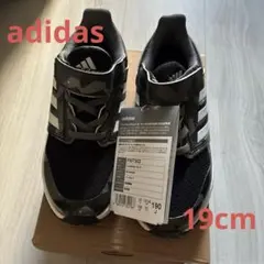 新品　adidas キッズスニーカー　19センチ