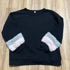 袖ファー付きトレーナー ブラック