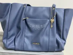 axes femme 薔薇刺繍多機能ビッグトート　ブルー