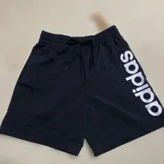 新品　アディダス　ハーフパンツ　メンズM