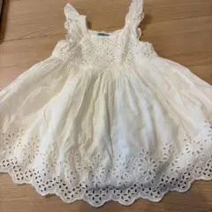 babyGap 刺繍入りホワイトワンピース 12-18M