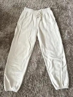 UNIQLO クリーム色 スウェットパンツ