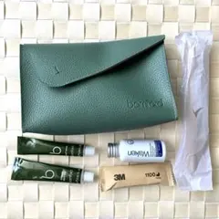 新品未使用　キャセイパシフィック　ビジネスクラス アメニティポーチBamford