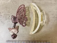新品未使用品　蝶とパールのヘアクリップセット