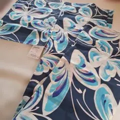 Item thumbnail for item 68402619-e80d-415a-a828-500ffcb2a934