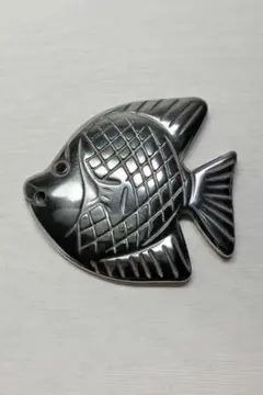 テラヘルツ サカナ カービング 貫通穴あり ペンダント素材