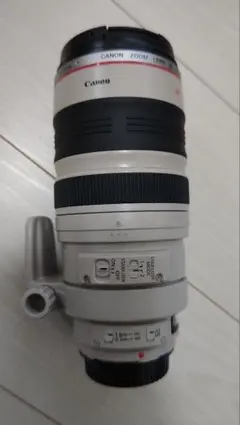 キヤノン　EF 100-400mm F/4.5-5.6 L IS USMのサムネイル