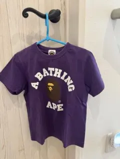 いっちゃん様専用A BATHING APE 紫 Tシャツ 110のサムネイル