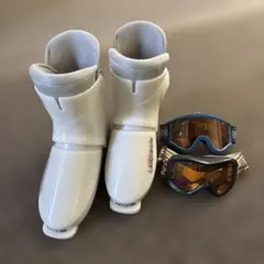 スキーブーツ　LASPEZIA スキーゴーグル2個付