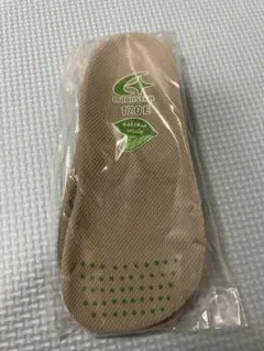 キャロット スニーカー