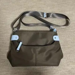 MK MICHEL KLEIN　アクセントレザー　コンパクトショルダーバッグ