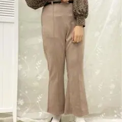 【タイムセール】アプレジュール パンツ スエード素材のサムネイル