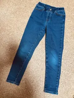 GU キッズ　ジーンズ　ストレッチパンツ　130
