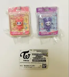 TWICE LOVELYS ブリスターマスコットチャーム モモ サナ