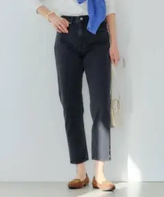 グリーンレーベルリラクシング　ハイウエスト　シグネチャー　デニムパンツ　ブラックのサムネイル